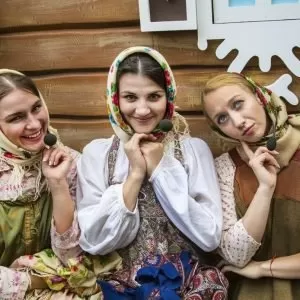 Сценка по мотиву «Три девицы под окном» для свадьбы, 8 марта и 23 февраля (взрослым)