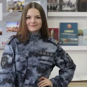 Муз. сценарий 23 февраля в коллективе: «В плену у женского ОМОНа»