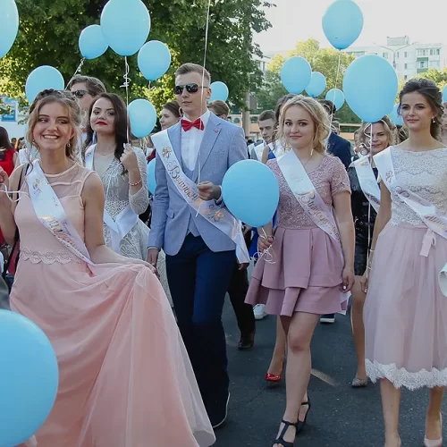 Переделка песни на выпуск в 9 или 11 кл — Школьная